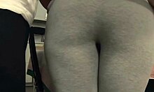 me quiero follar el gran culo de mi hermanastra nalgadas frotando pero sin penetracion