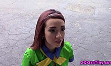 Petite Teen 18+Ager Sucking