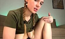 I cummin like a foutain and its so intense i cant stop squirting.