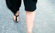 morgens mit nylonf��en in birkenstocks unterwegs