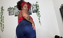 bbw farting beauty in blue jeans
