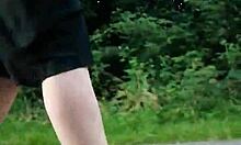 morgens mit nylonf��en in birkenstocks unterwegs