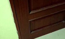 Follando a la se�ora de la limpieza