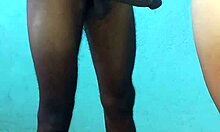 amigo ofrece a su esposa como depósito de esperma para una bbc negra