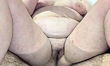 Wanna see stepmom's sloppy underwater blowjob handjob combo?