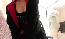 STEPMOM EXHIBITIONIST SHAKES ASS TO TURN YOU ON!