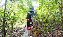 thai girl flashes pussy boldly on roadside path