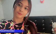 wanna fuck this big ass mature teacher fresh from university?? 😈