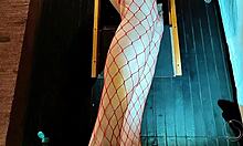 i fuck mature cougar wife behind hubbys back and get creampied hard