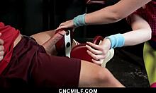 hey beautiful milf and teen score that freeuse gym deal cncmilf