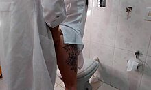 Nurse tempts hung doctor for secret bathroom hookup in hospital