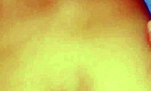 mi PEQUEÑA novia colegiala chupa mi polla POR EL CULO inocente