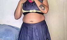 getting all oiled up in my huge ass cosplay outfit for con 😏🍑 varesa genshin