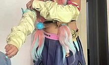 getting all oiled up in my huge ass cosplay outfit for con 😏🍑 varesa genshin