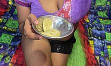 i fed my desi girlfriend momos then fucked her squirting pussy in oyo room... so hot!!