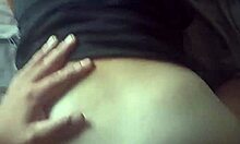 Infiel Madura Vecina Bent Over Doggystyle por Joven en Dormitorio