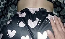 horny hermanastra plays wet pussy games