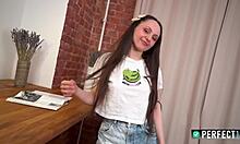 ughh i'm this skinny 18yo gettin all awkward n wet on cam...