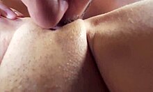 spit right in my wet shaved pussy then watch me squirt everywhere from your tongue 😜