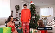 Yearning to fuck stepsis Skylar and stepmom Elizabeth xmas