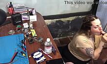 she had no cash for the tech so sucked his cock deep