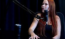 ruiva carla santos quer mais anal com amigos fetiche em lingerie vermelha transparente.