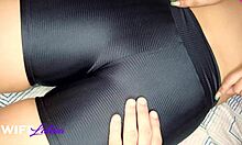 Gym Hottie Teases Trainer with Tight Curves and Feet