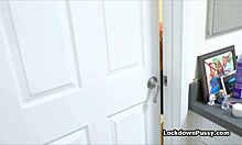 LOCKDOWN SEX TAPE: HOMEMADE GIRLFRIEND BLOWS AND FUCKS FRIEND RAW