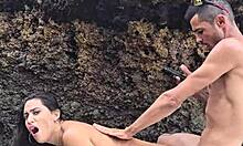 transei com essa latina gostosa de biquini na praia dando boquete 🏖️🍆💦