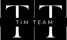 Blonde girlfriend sucks bodybuilder's monster cock in homemade 4k creampie