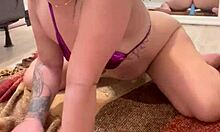 CAM SLUT WITH FAT ASS CUMS HARD ON GIANT DILDO DEEP!