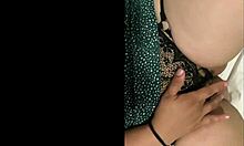 me sneaking to hermanastro's room cuz i'm so damn horny and shakin my latina ass