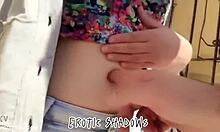 LET ME FINGER YOUR SEXY BELLY BUTTON NOW!