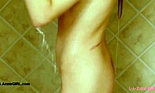 whoa, this blonde milf model's shower got me all hot n bothered 🔥