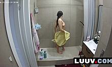 i cant stop watching luuv beauty grossy shower flash her perfect tits