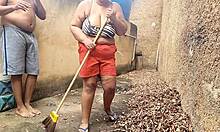 Madrasta Fudida Hard no Quintal While Neighbors Watch Her Huge Tits