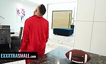 Mi Monroe's elite pussy pounds ignore losers teamskeet slam