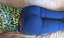 mommy says jerk off while i flash my big pussy... wanna fuck me?