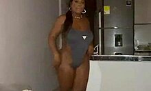 Stepsister Masters Hard Fucking So Quickly!