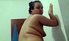 POV: this clean-shaven cheirosinha bitch shakes her perfect pussy to the beat craving hard dick