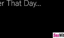 Petite Latina Angel Gostosa Swallows Big Cock