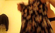 Milf Teen Wet Pussy Public Car Pee in Skirt Garden