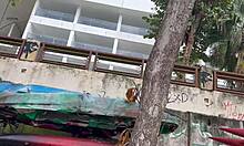 o safado me levou pra praia comecei putaria e dei meu cu pra ele