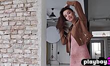 Teen Lilith Noir's Naked Body Reveal