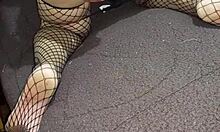 mira como me penetro el culo con ganas hasta correrme