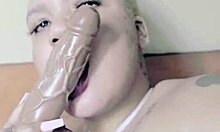 Ever wonder how a squirting queen gets fucked kinky in the forest first time outdoor??