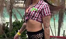 boate liberal sex no salon everyone watches