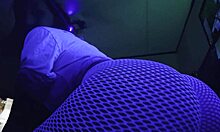 NIKKI LIXXX TWERKS BIG ASS SQUIRTS WET SHAVED PUSSY YOGA PANTS