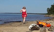 Sexy Milf Flaunts Juicy Big Ass Curves On Beach