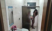 cámara escondida captura latina negona gemendo alto no pauzão do novinho até o creampie